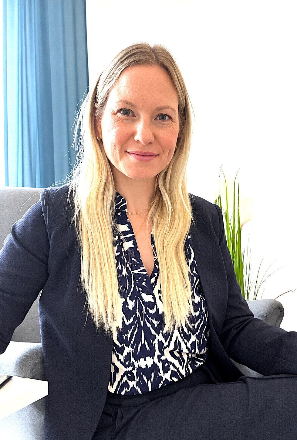 Inga Nauert in ihrer psychotherapeutischen Praxis